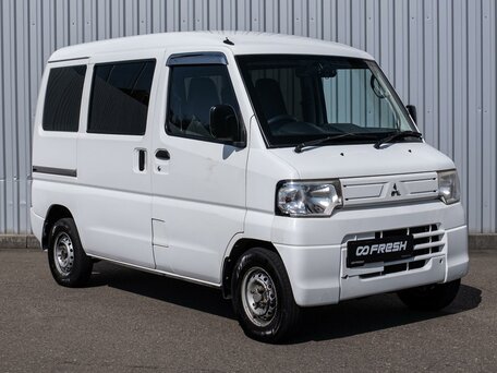 Mitsubishi Minicab VI