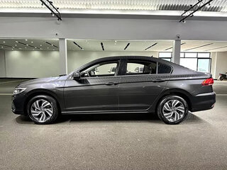 2023 Volkswagen Bora IV (China Market) Рестайлинг, серый, 1110000 рублей, вид 2