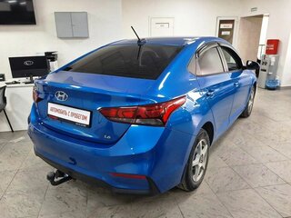 2018 Hyundai Solaris II, синий, 1229000 рублей, вид 4