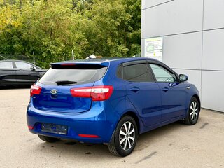 2012 Kia Rio 5-speed III, синий, 675000 рублей, вид 4