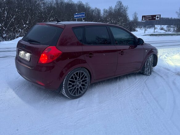2008 Kia Ceed I, пурпурный, 650000 рублей - вид 1