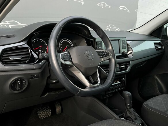 2021 Volkswagen Polo VI, серый - вид 4