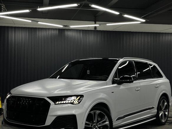 2022 Audi Q7 55 TFSI II (4M) Рестайлинг, белый, 11000000 рублей