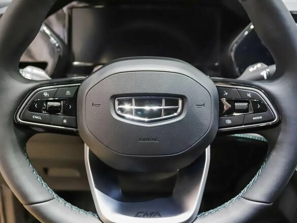 2026 Geely Monjaro I Рестайлинг, чёрный, 4955000 рублей - вид 13