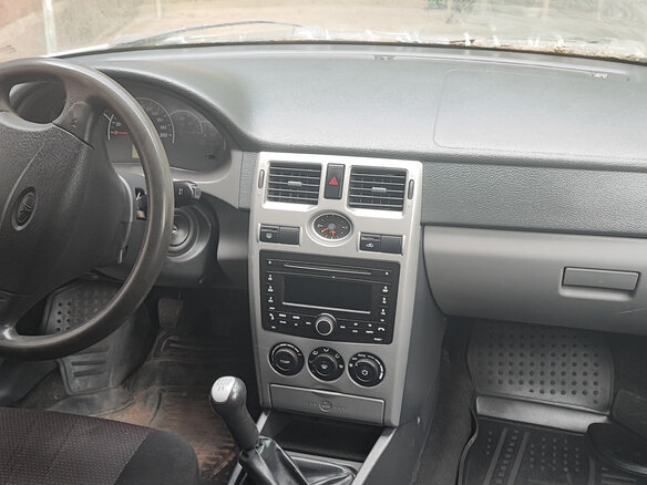 2011 Lada (ВАЗ) Priora I, белый - вид 3