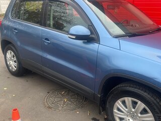 2011 Volkswagen Tiguan I Рестайлинг, синий, 1050000 рублей, вид 3