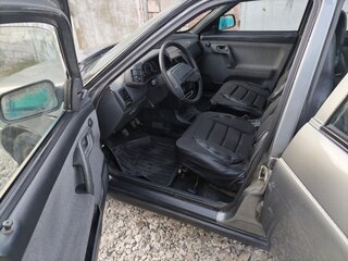 2005 Lada (ВАЗ) 2110, серебристый, 195000 рублей, вид 4
