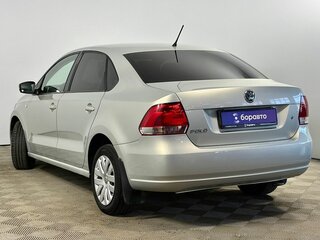 2013 Volkswagen Polo V, серый, 740000 рублей, вид 3