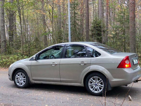 2008 Ford Focus II Рестайлинг, серый - вид 4