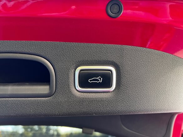 2019 Kia Stinger I, красный, 2670000 рублей - вид 16