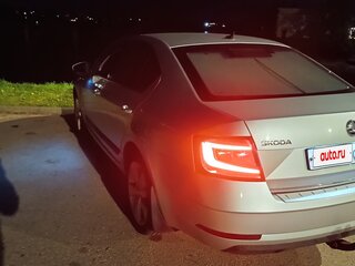 2017 Skoda Octavia III (A7) Рестайлинг, серый, 1580000 рублей, вид 5