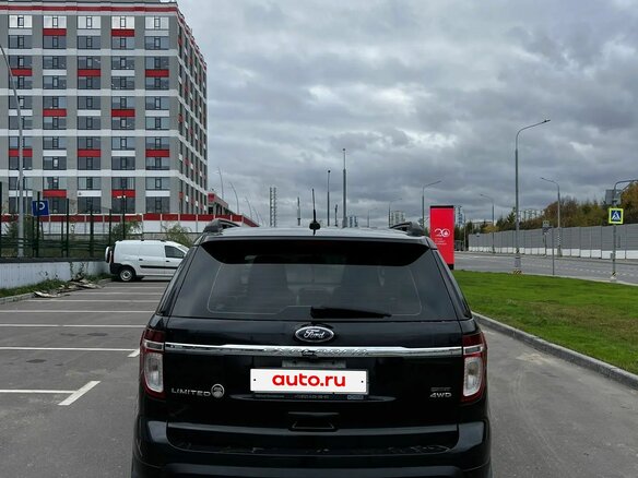 2012 Ford Explorer V, чёрный, 1500000 рублей - вид 3