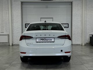 2021 Skoda Octavia IV (A8), белый, 2150000 рублей, вид 5
