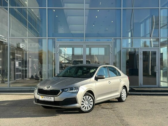 2020 Skoda Rapid II, серый, 1450000 рублей - вид 2