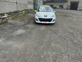 2010 Peugeot 207 I Рестайлинг, белый, 350000 рублей, вид 3