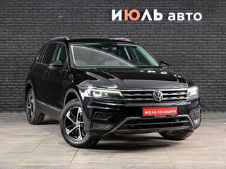 2018 Volkswagen Tiguan II, чёрный, 2605000 рублей, вид 3