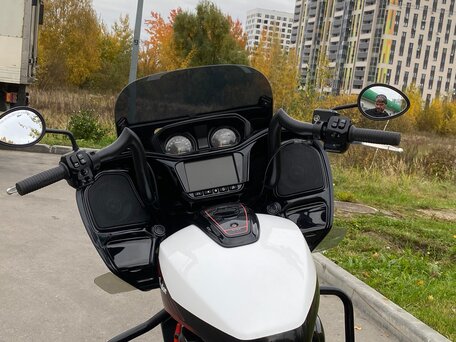2022 Indian Challenger, белый, 2200000 рублей, вид 3