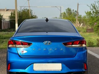 2018 Hyundai Sonata VII (LF) Рестайлинг, синий, 1485000 рублей, вид 3