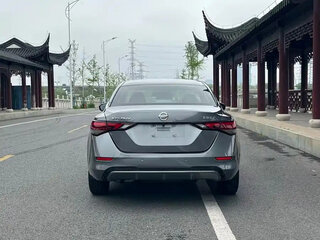 2022 Nissan Sylphy IV (B18), серый, 1320000 рублей, вид 5