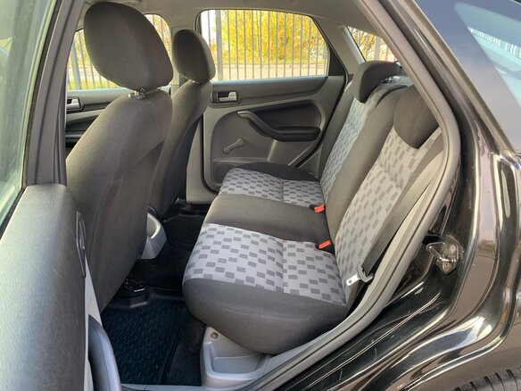 2009 Ford Focus II Рестайлинг, чёрный, 485000 рублей - вид 18