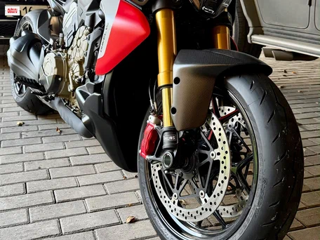 2026 Ducati Diavel, красный, 3800000 рублей, вид 4
