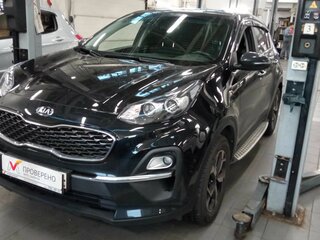 2020 Kia Sportage IV Рестайлинг, чёрный, 2090000 рублей, вид 1