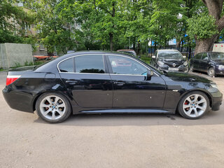 2003 BMW 5 серии 530i V (E60/E61), чёрный, 1060000 рублей, вид 4