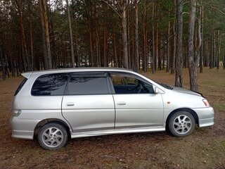 2002 Toyota Gaia, серебристый, 470000 рублей, вид 5