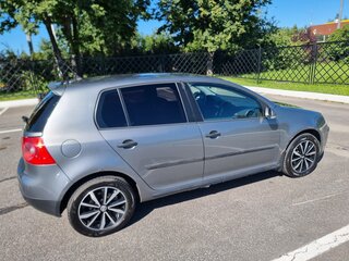 2005 Volkswagen Golf V, серый, 480000 рублей, вид 4