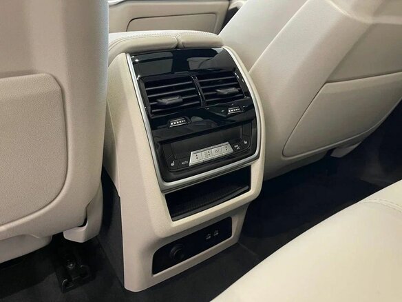 2025 BMW X5 40d IV (G05/G18) Рестайлинг, серый, 15590000 рублей - вид 20