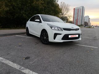2017 Kia Rio IV, белый, 1200000 рублей, вид 1