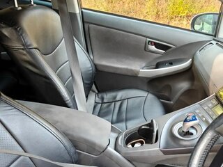 2010 Toyota Prius III (XW30), серый, 820000 рублей, вид 5