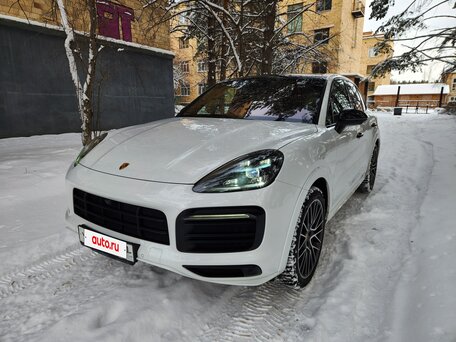 2018 Porsche Cayenne III, белый, 6275000 рублей, вид 5