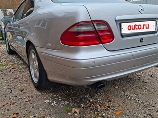 2000 Mercedes-Benz CLK-Класс 200 I (W208) Рестайлинг, серебристый, 1380000 рублей, вид 3
