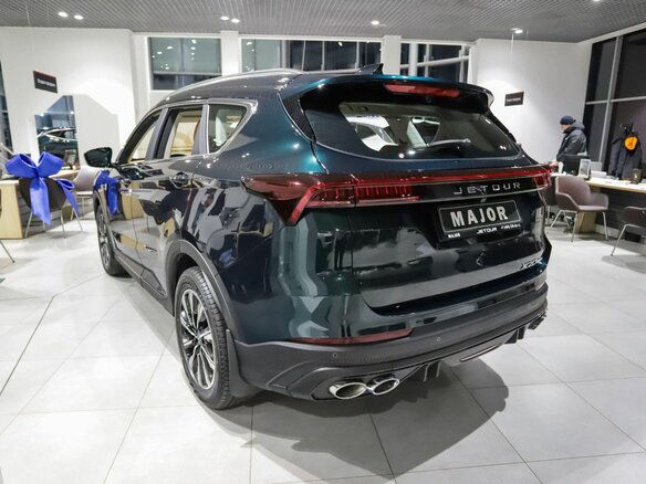 2026 Jetour X70+ I Рестайлинг, зелёный, 3399000 рублей - вид 1