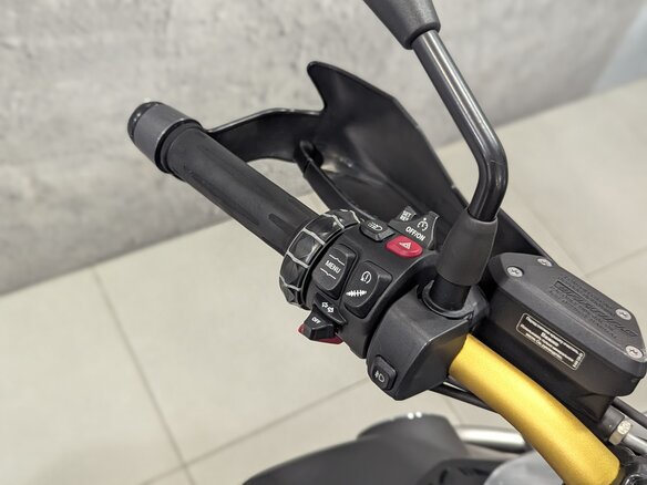 2021 BMW R 1250 GS Adventure, чёрный, 2100000 рублей - вид 9