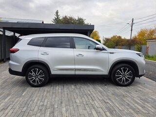 2023 Chery Tiggo 8 Pro Max I Рестайлинг, серый, 1890000 рублей, вид 4