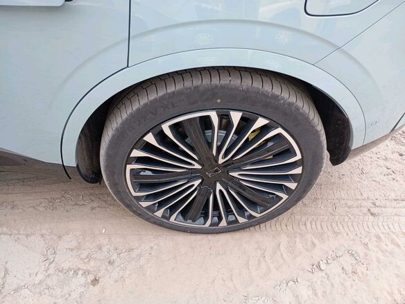 2025 Avatr 11 116 kWh I, зелёный, 6850000 рублей - вид 11