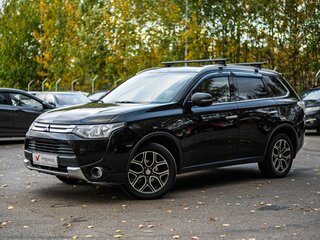 2014 Mitsubishi Outlander III Рестайлинг, чёрный, 1688000 рублей, вид 1