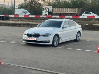 2018 BMW 5 серии 520d VII (G30/G31/G38), белый, 3399000 рублей, вид 1