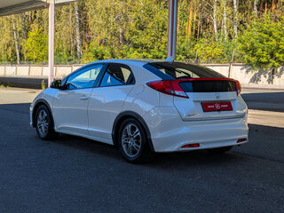 2013 Honda Civic IX, белый, 1224900 рублей, вид 5
