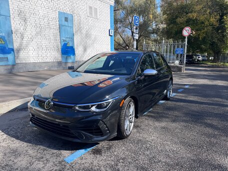 2024 Volkswagen Golf R VIII, чёрный, 5750000 рублей, вид 1