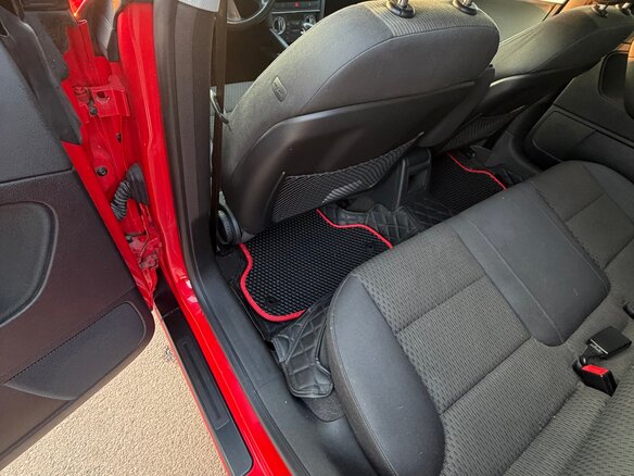 2009 Audi A3 II (8P) Рестайлинг 2, красный, 859000 рублей - вид 20