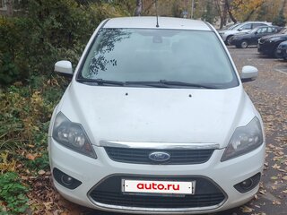 2010 Ford Focus II Рестайлинг, белый, 1000000 рублей, вид 1