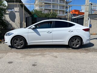 2016 Hyundai Elantra VI (AD), белый, 1120000 рублей, вид 4