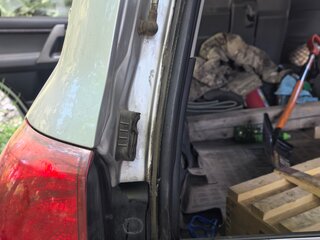 2008 Toyota Land Cruiser 200 Series, серебристый, 2300000 рублей, вид 4