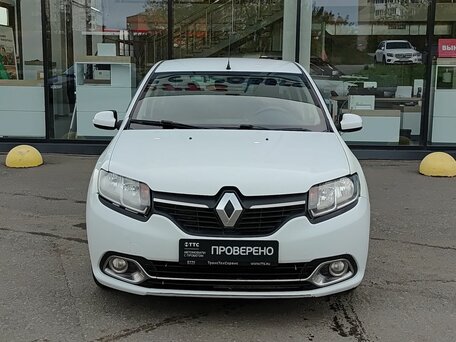 2015 Renault Logan II, белый, 387000 рублей, вид 2