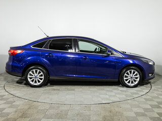 2016 Ford Focus III Рестайлинг, синий, 1059700 рублей, вид 5