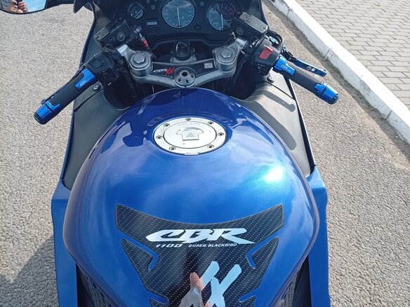 1999 Honda CBR 1100 XX, чёрный, 410000 рублей - вид 3