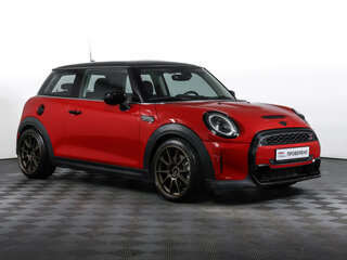 2021 Mini Hatch Cooper S III (F55/F56) Рестайлинг 2, красный, 2770815 рублей, вид 3